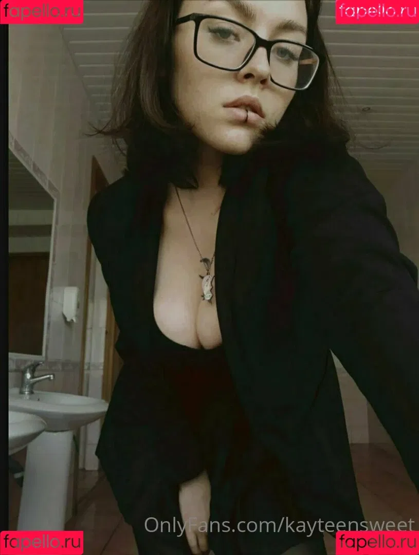 kayteensweet Onlyfans Photo Gallery 