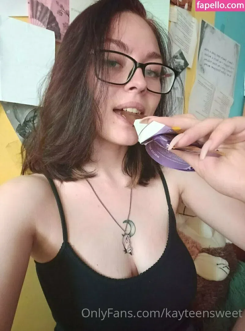 kayteensweet Onlyfans Photo Gallery 