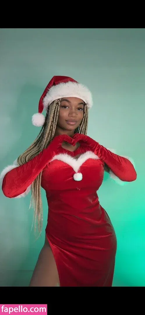 Itzmelanin Onlyfans Photo Gallery 