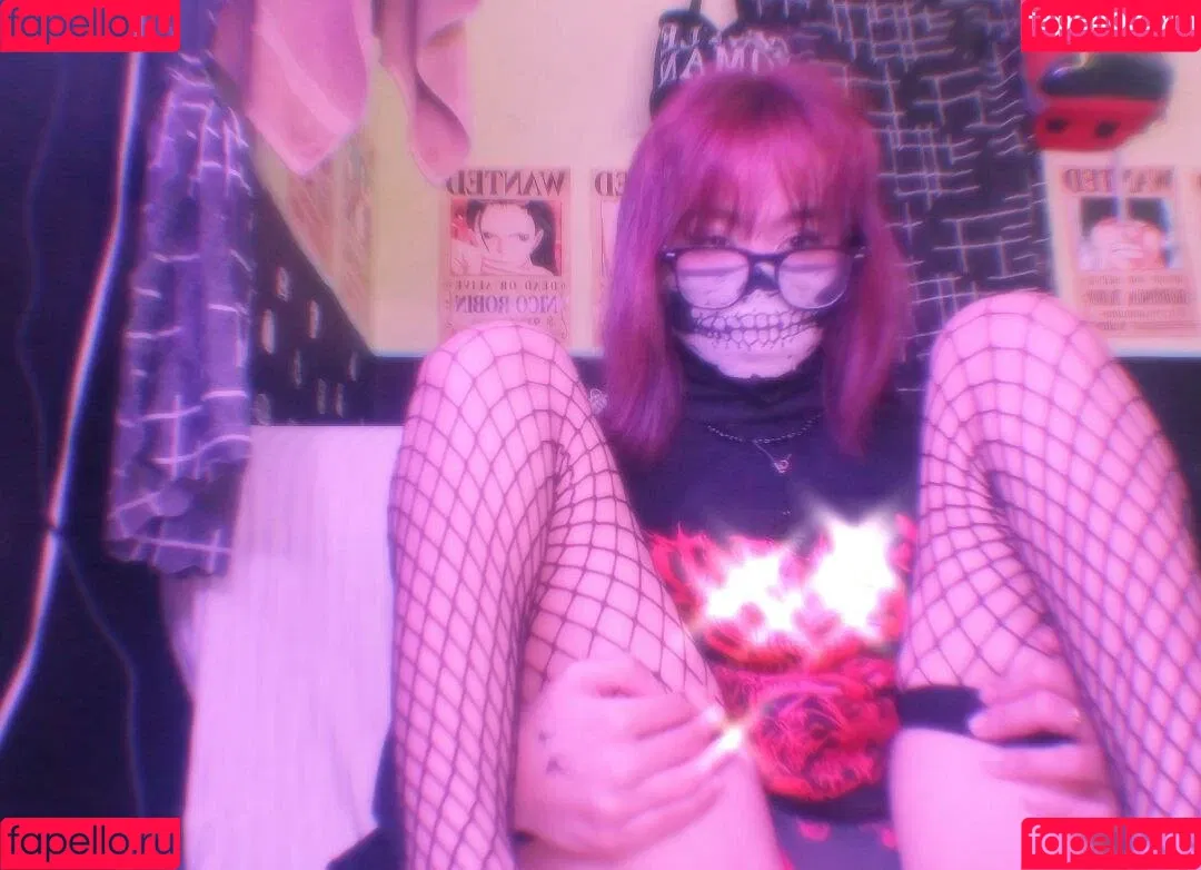 Kazume Koeme Onlyfans Photo Gallery 