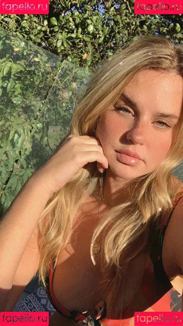 Neeks Onlyfans Photo Gallery 