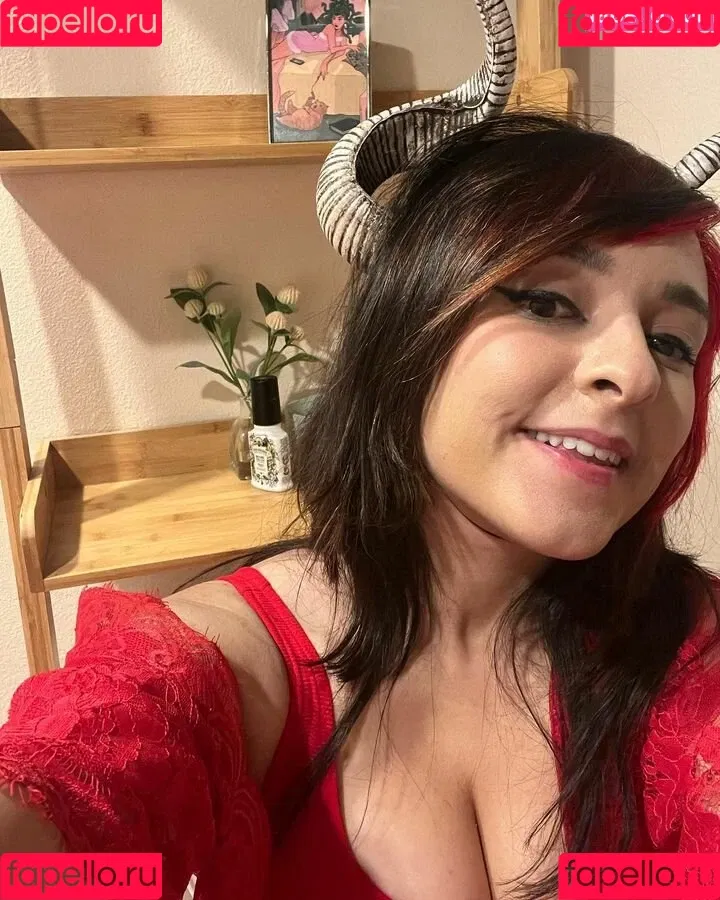 Yellowspoongirl Onlyfans Photo Gallery 