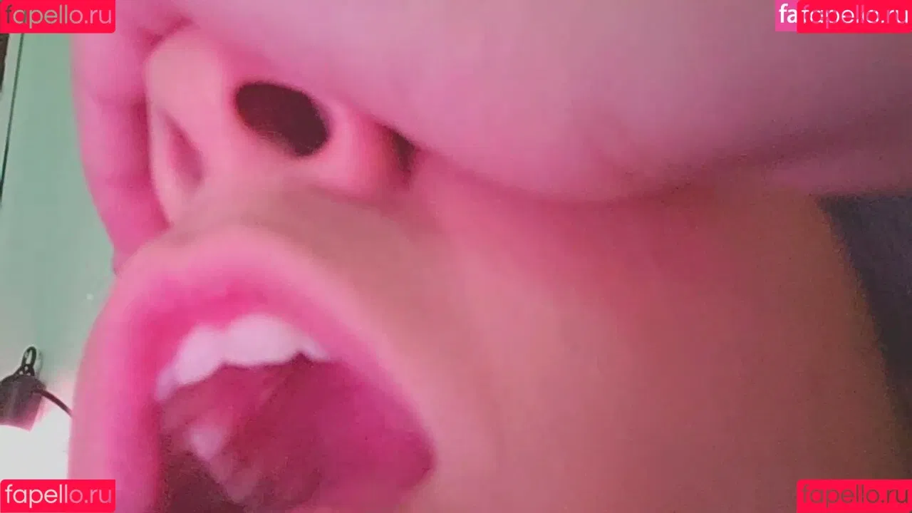 Yellowspoongirl Onlyfans Photo Gallery 