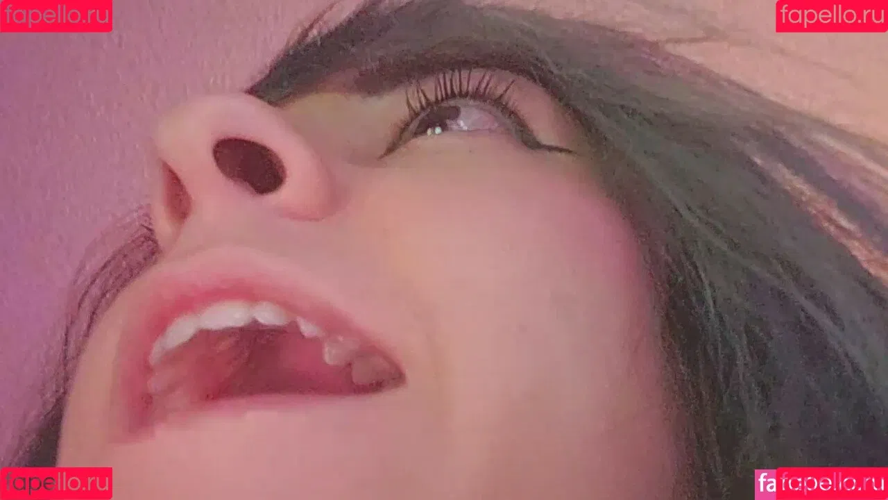 Yellowspoongirl Onlyfans Photo Gallery 