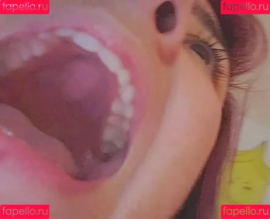 Yellowspoongirl Onlyfans Photo Gallery 