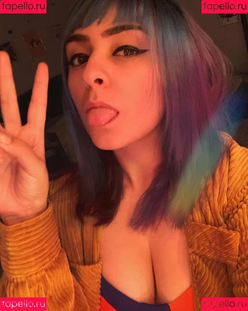 Yellowspoongirl Onlyfans Photo Gallery 