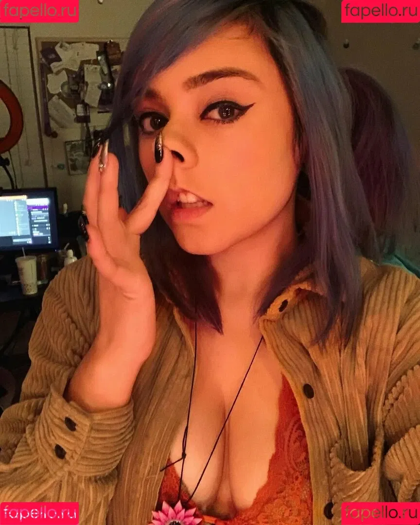 Yellowspoongirl Onlyfans Photo Gallery 