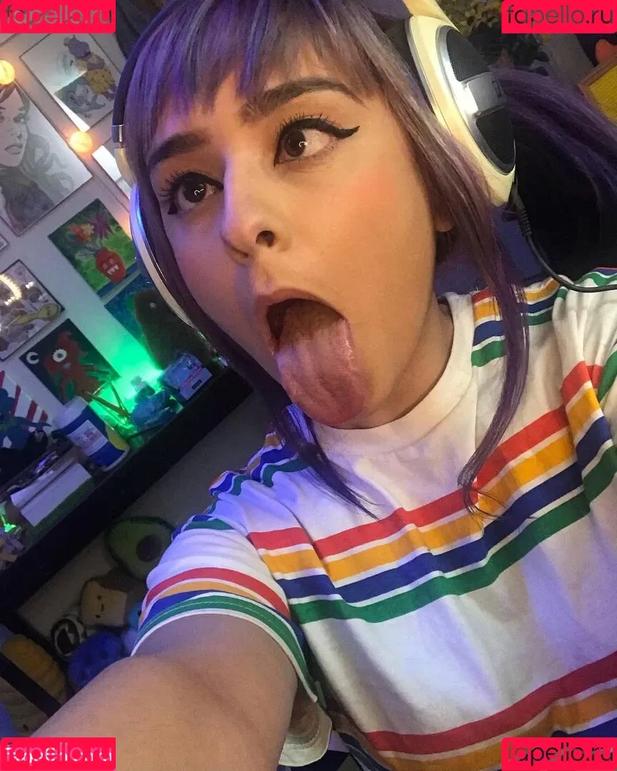 Yellowspoongirl Onlyfans Photo Gallery 