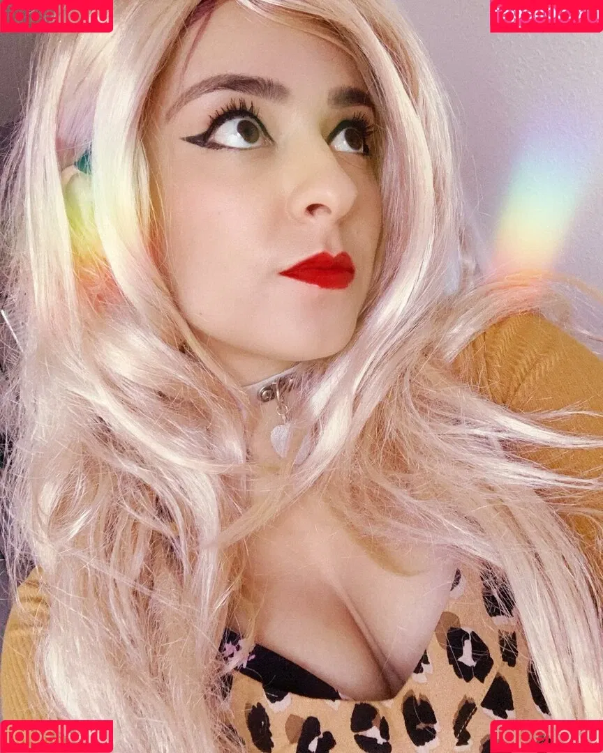 Yellowspoongirl Onlyfans Photo Gallery 