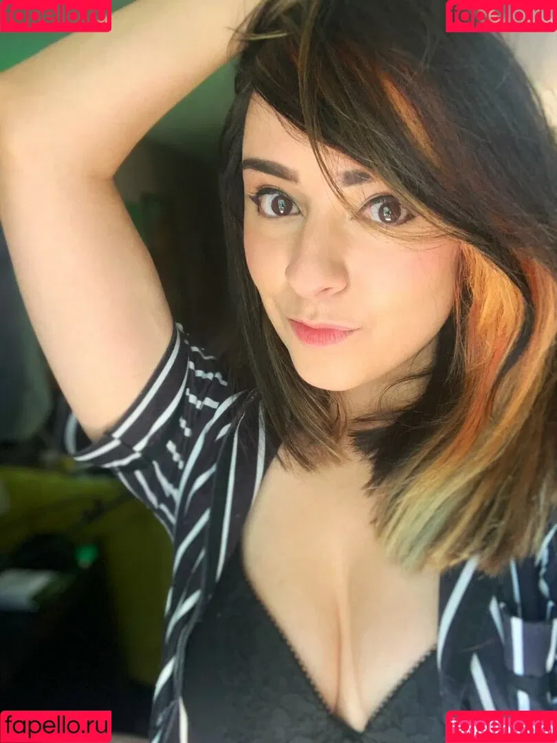 Yellowspoongirl Onlyfans Photo Gallery 