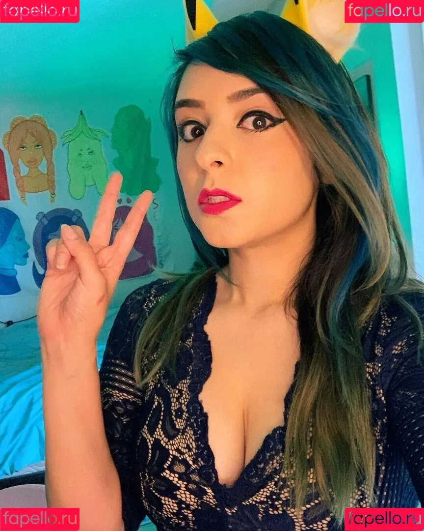 Yellowspoongirl Onlyfans Photo Gallery 