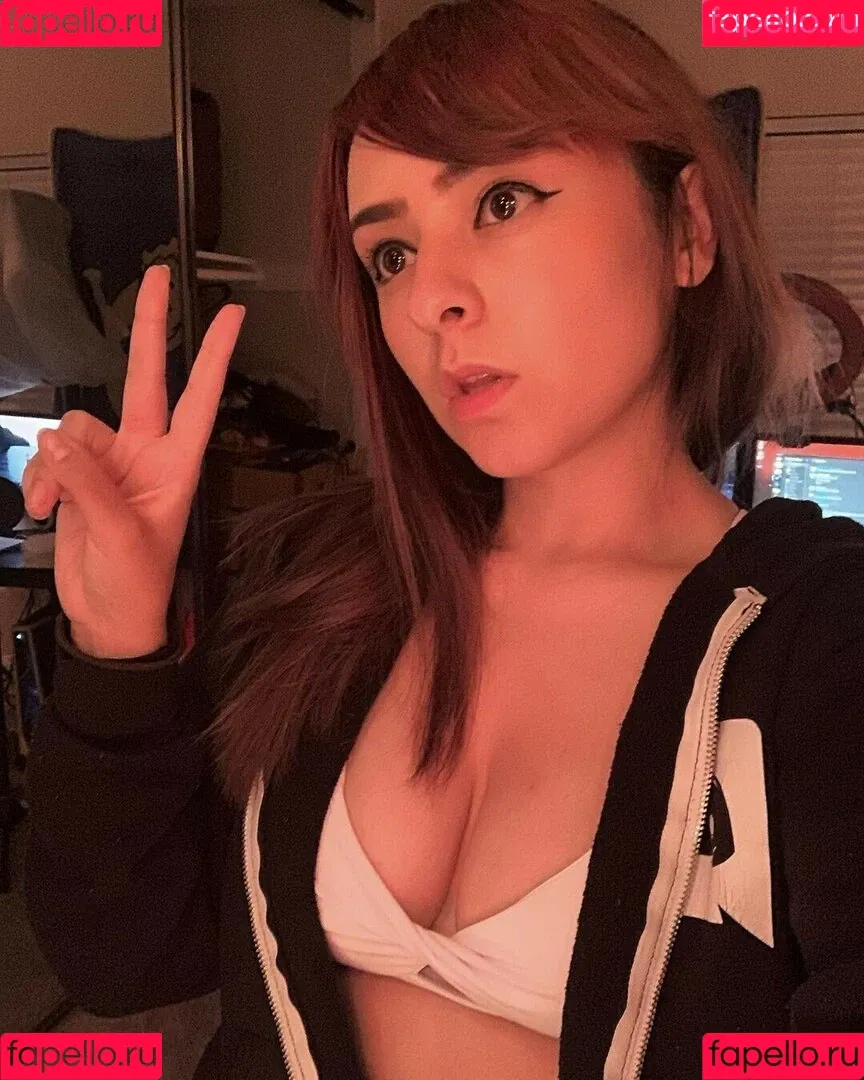 Yellowspoongirl Onlyfans Photo Gallery 