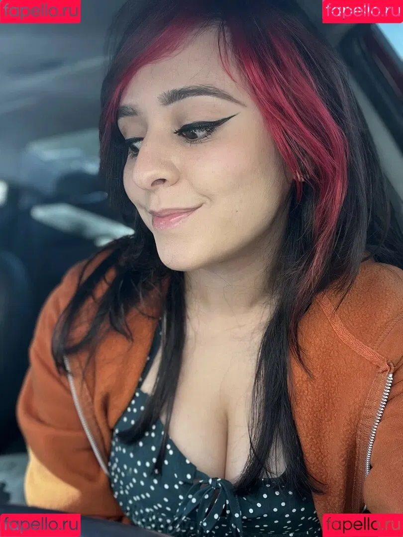 Yellowspoongirl Onlyfans Photo Gallery 
