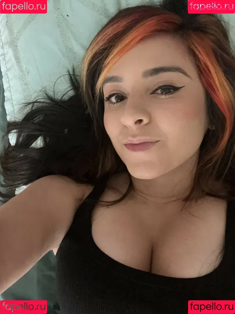 Yellowspoongirl Onlyfans Photo Gallery 