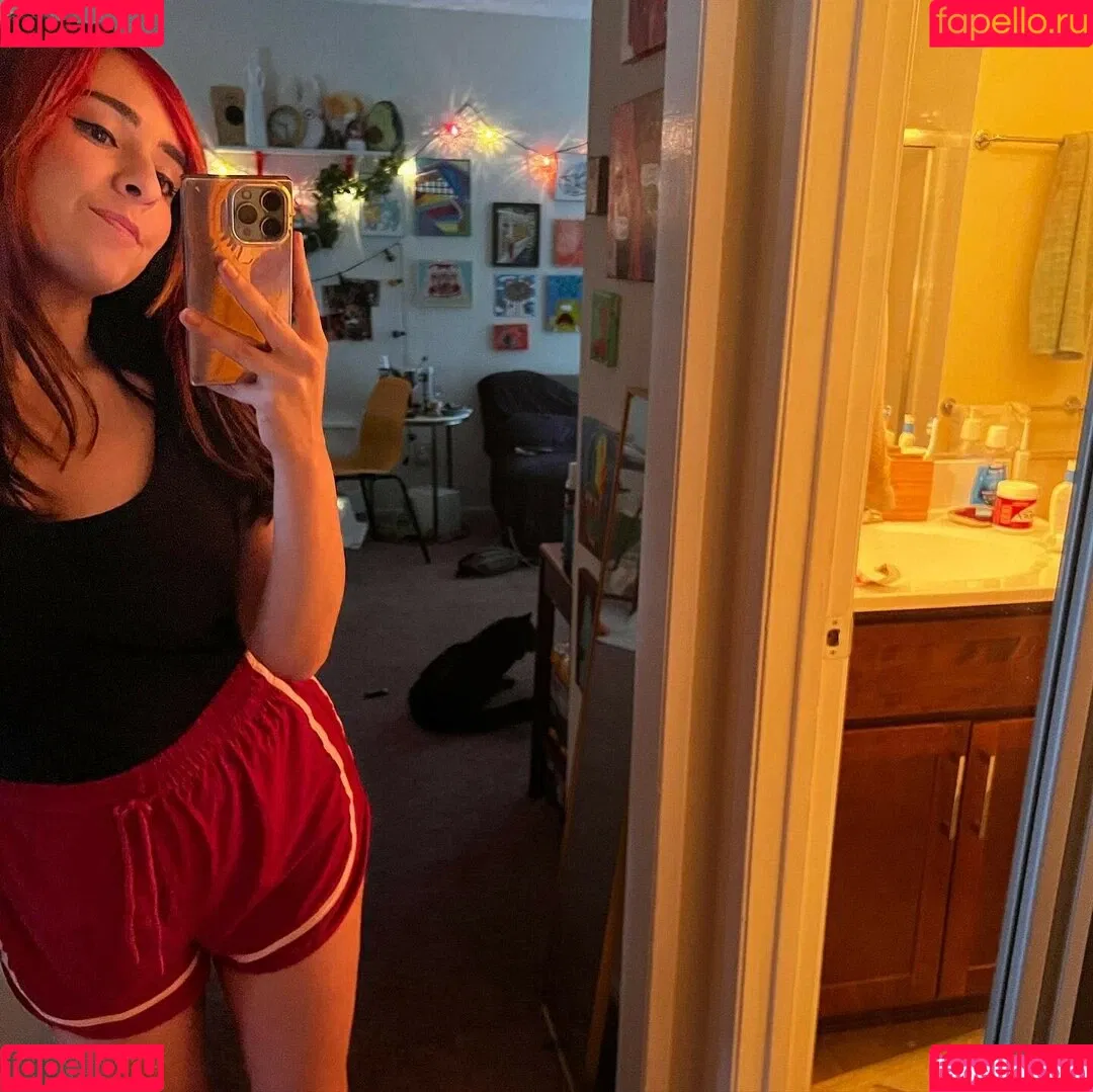 Yellowspoongirl Onlyfans Photo Gallery 