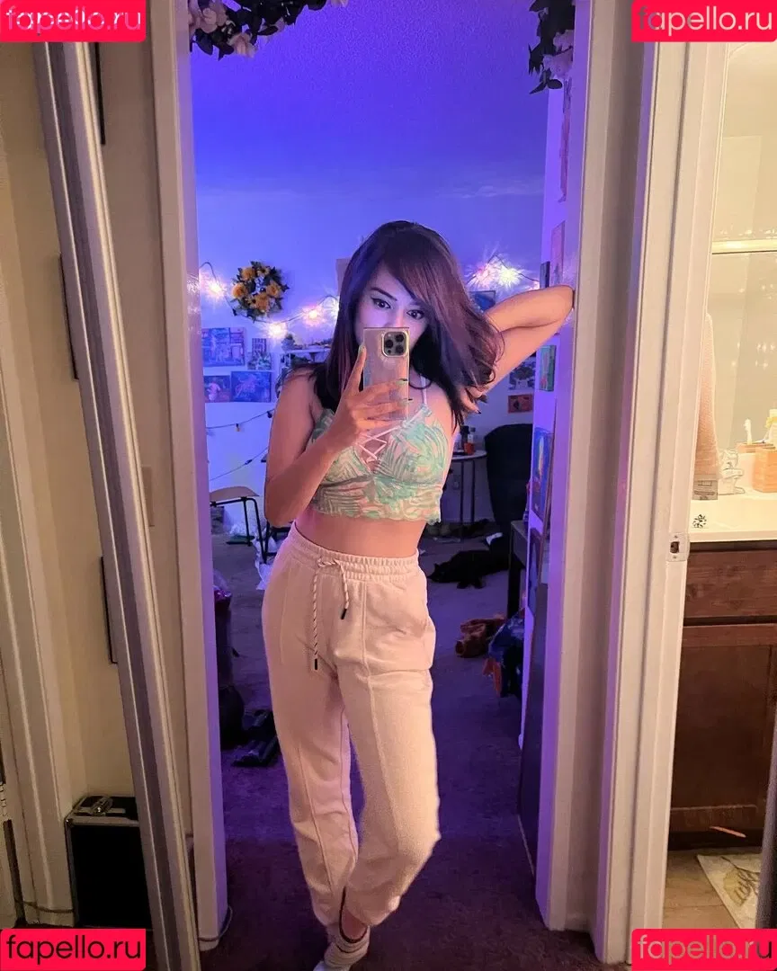 Yellowspoongirl Onlyfans Photo Gallery 