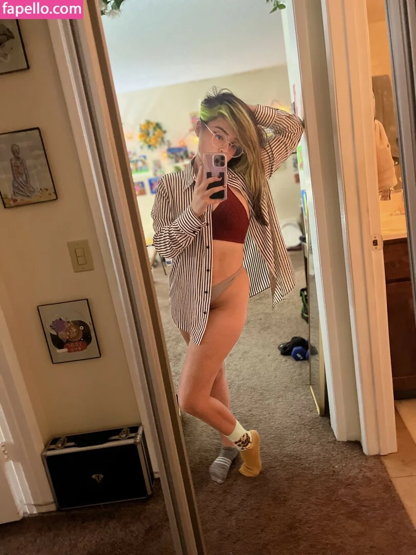 Yellowspoongirl Onlyfans Photo Gallery 