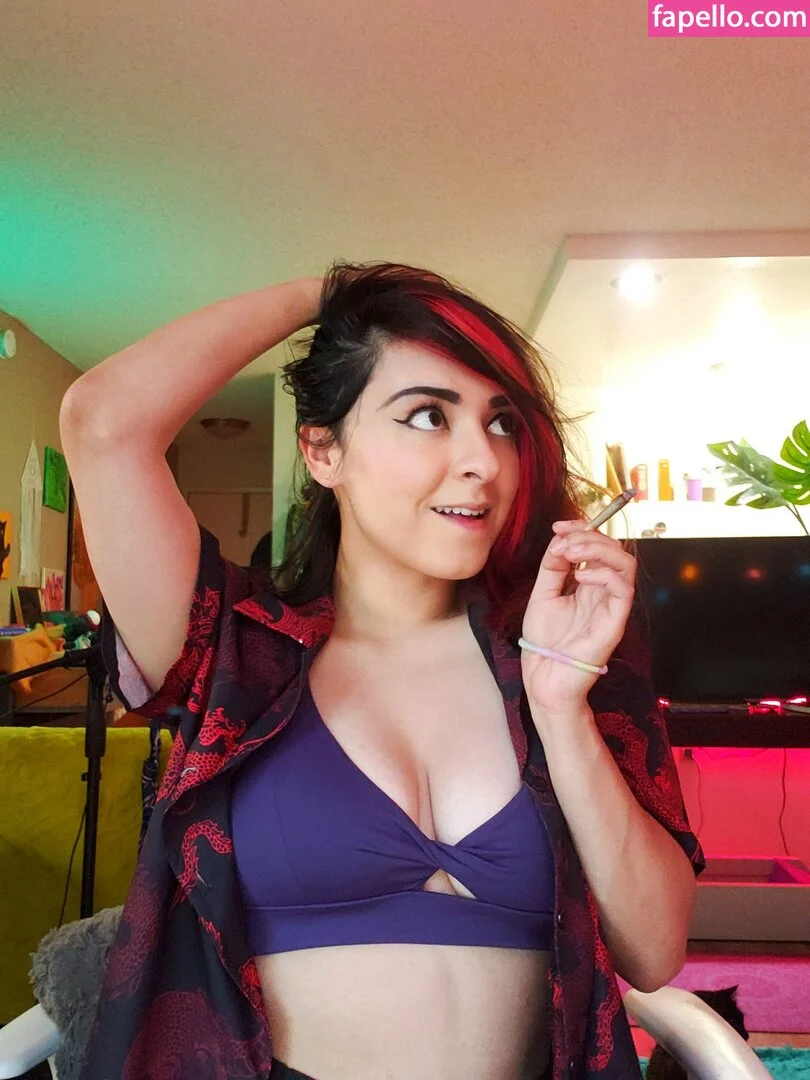 Yellowspoongirl Onlyfans Photo Gallery 