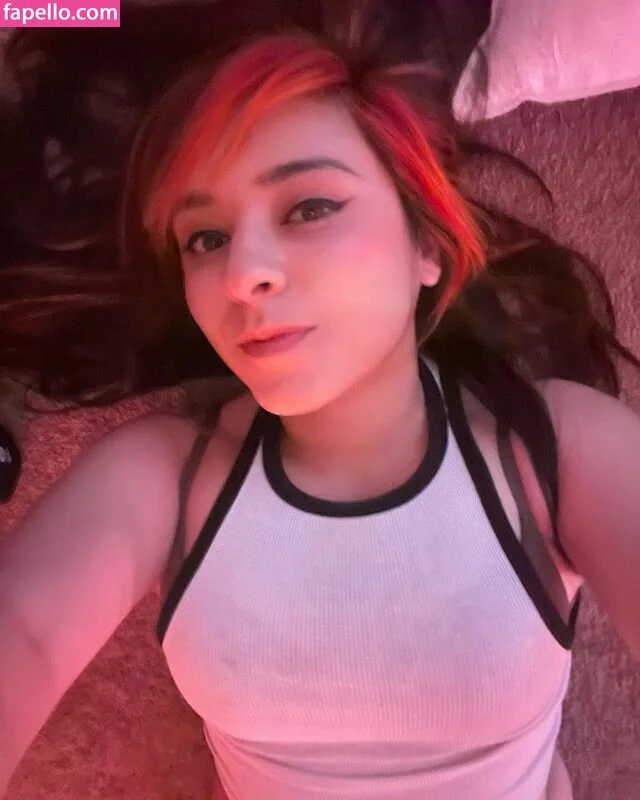 Yellowspoongirl Onlyfans Photo Gallery 