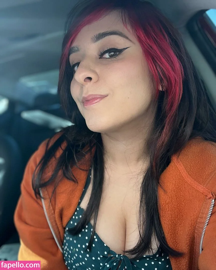 Yellowspoongirl Onlyfans Photo Gallery 