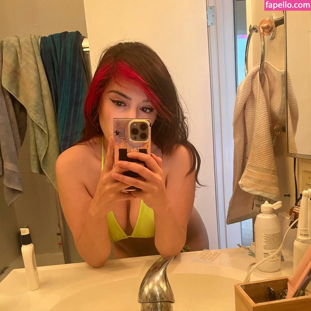 Yellowspoongirl Onlyfans Photo Gallery 