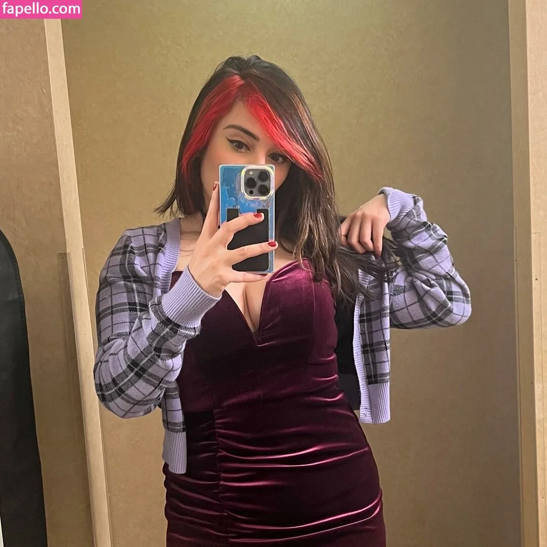 Yellowspoongirl Onlyfans Photo Gallery 