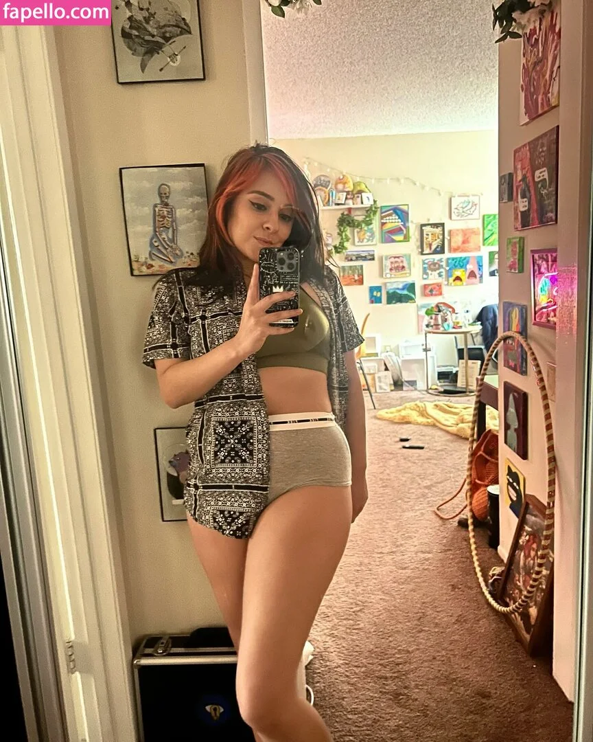 Yellowspoongirl Onlyfans Photo Gallery 