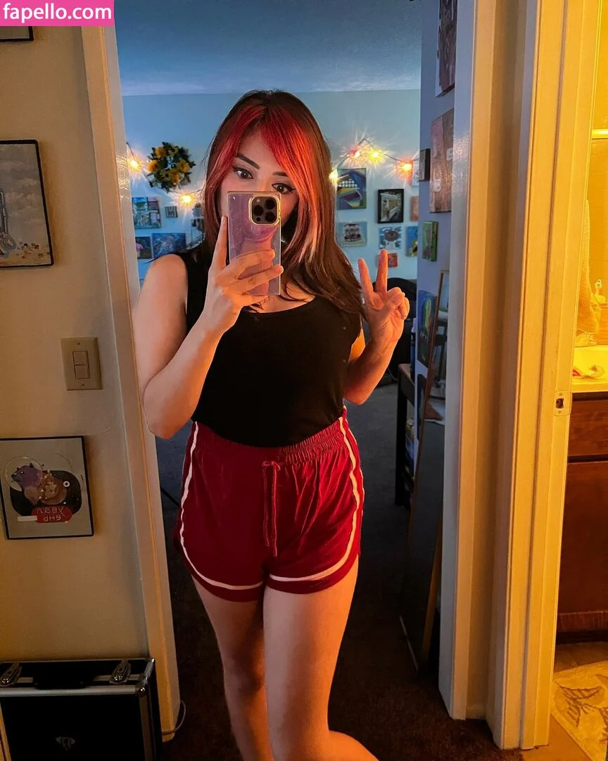 Yellowspoongirl Onlyfans Photo Gallery 