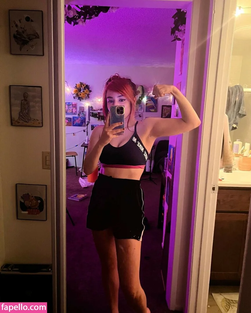 Yellowspoongirl Onlyfans Photo Gallery 