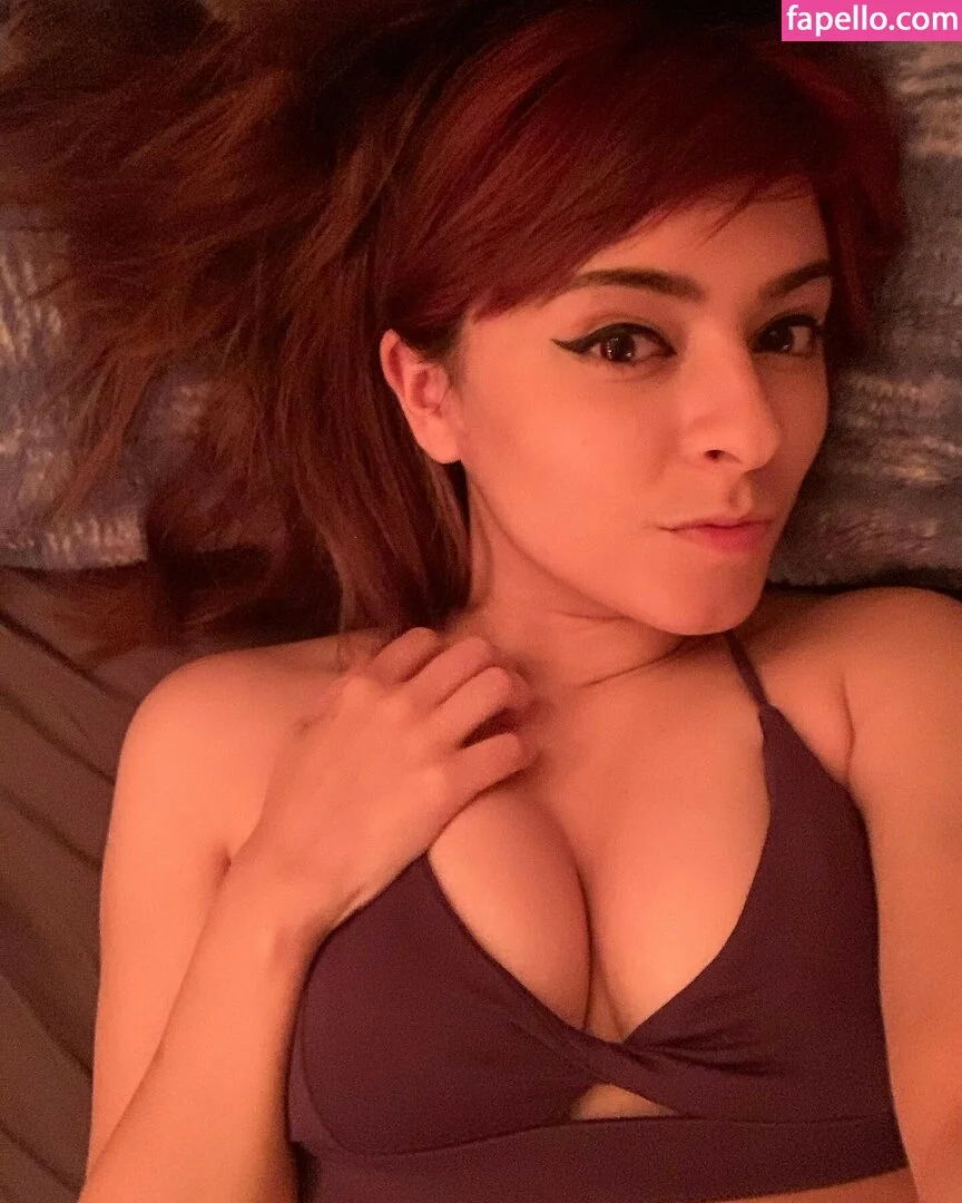 Yellowspoongirl Onlyfans Photo Gallery 