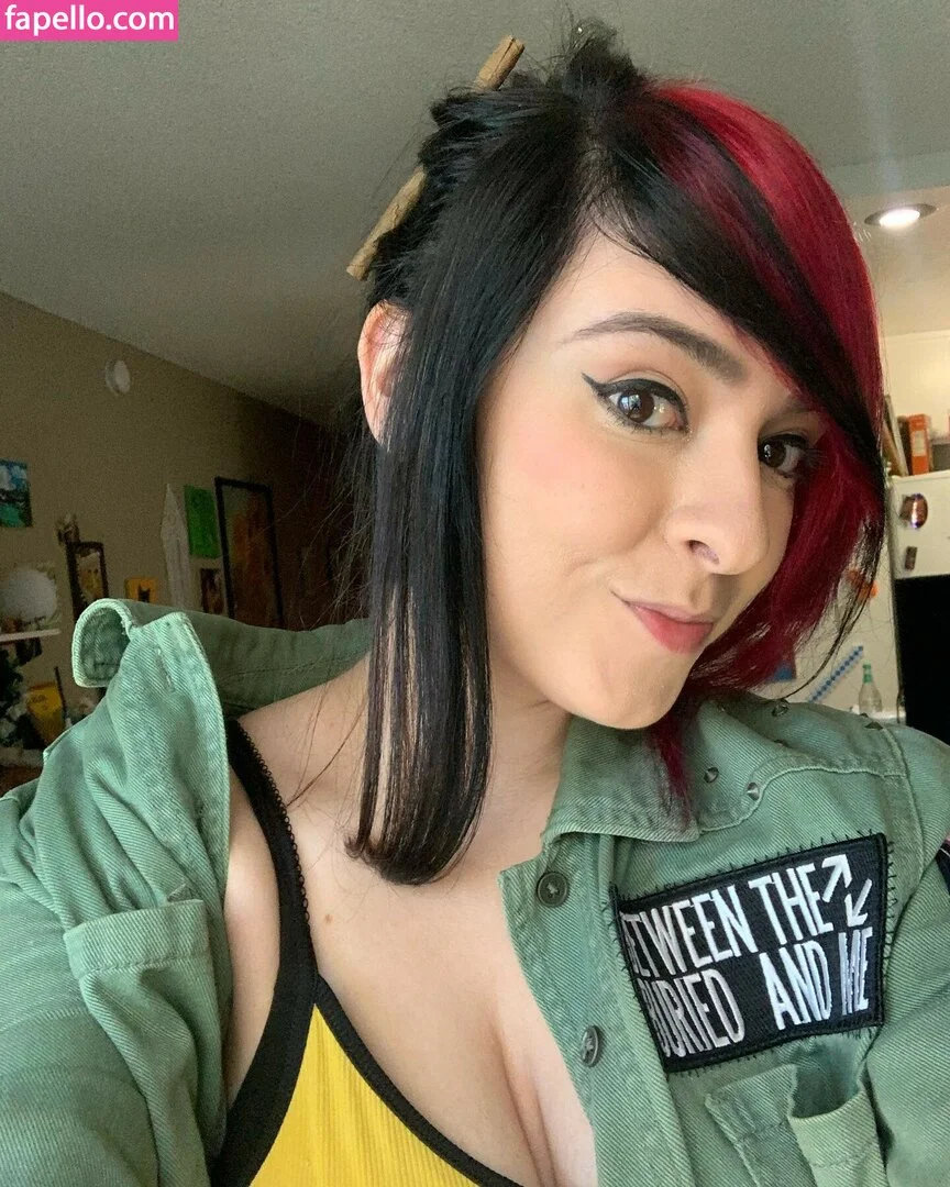 Yellowspoongirl Onlyfans Photo Gallery 