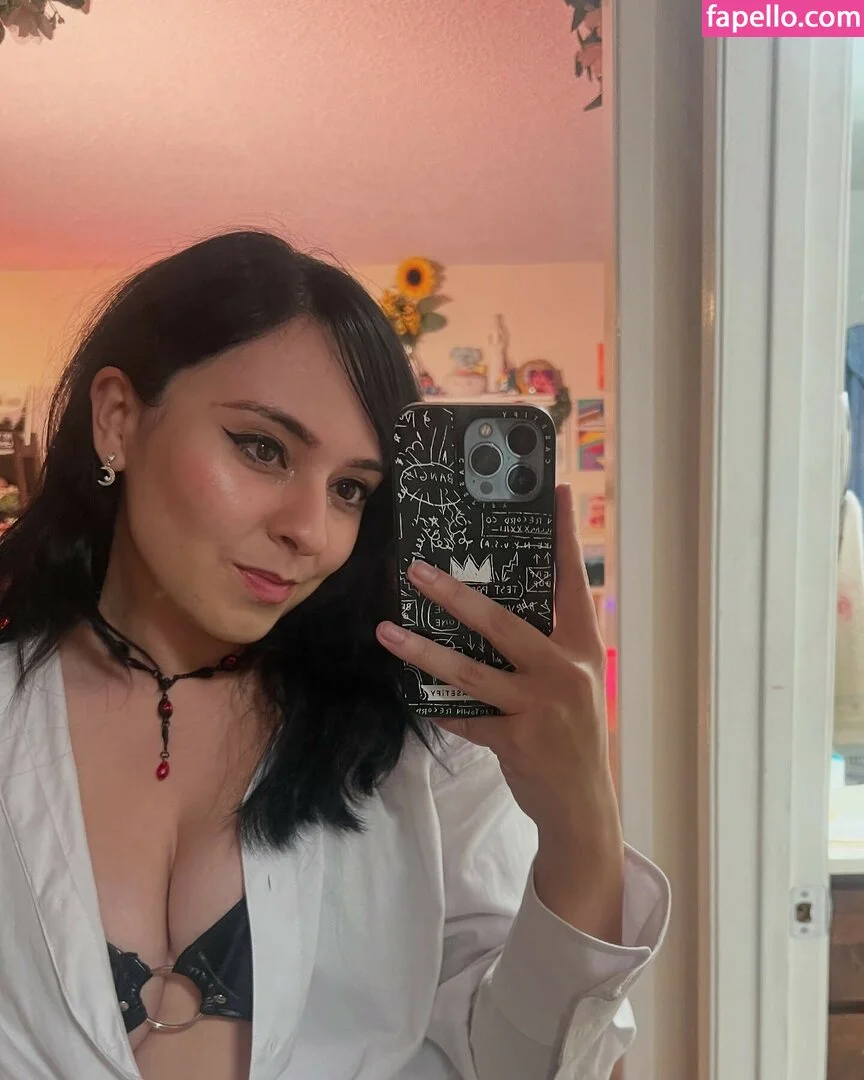 Yellowspoongirl Onlyfans Photo Gallery 