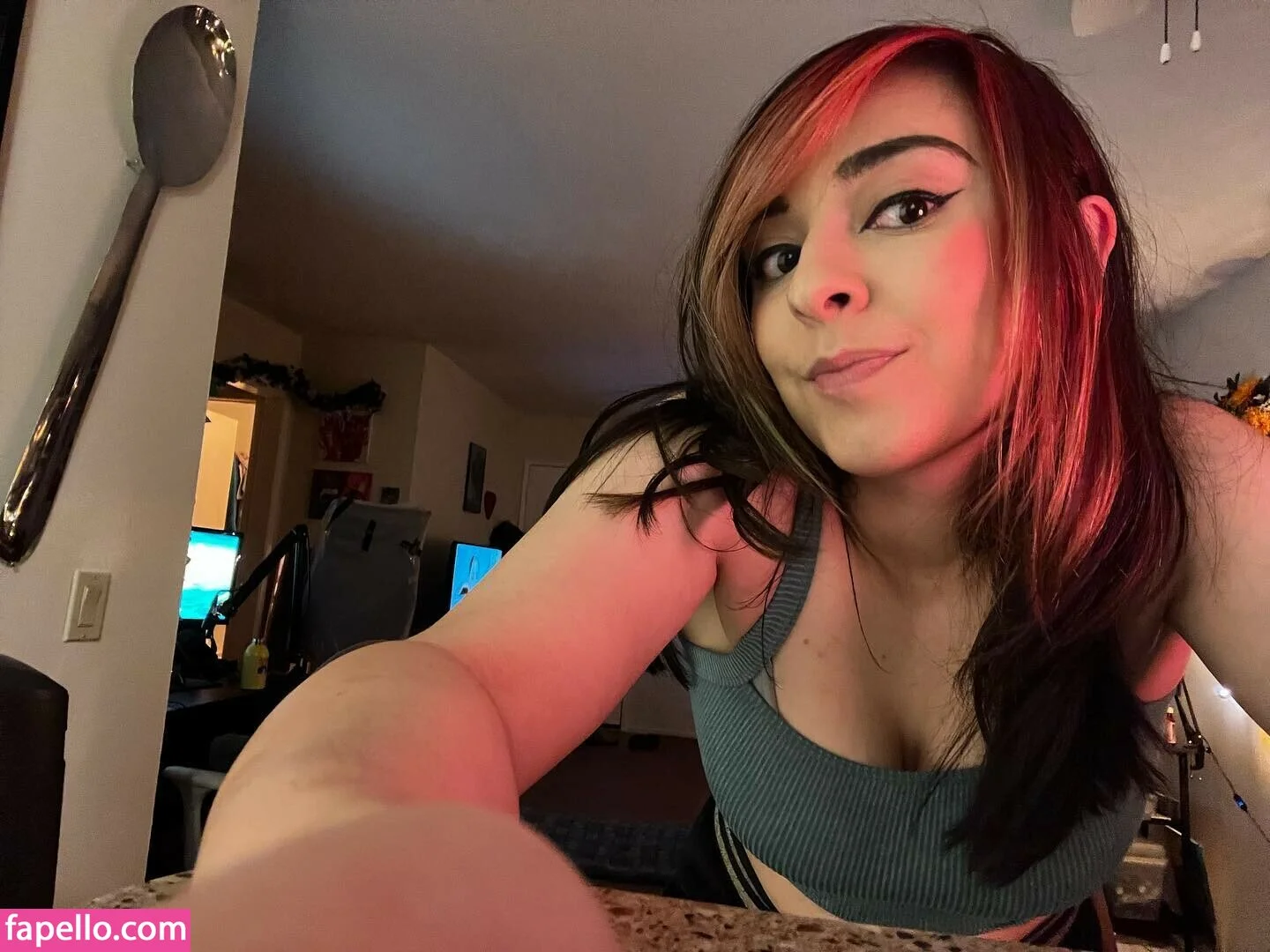 Yellowspoongirl Onlyfans Photo Gallery 