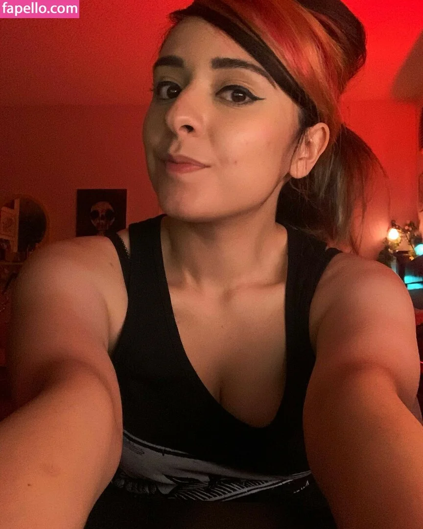 Yellowspoongirl Onlyfans Photo Gallery 