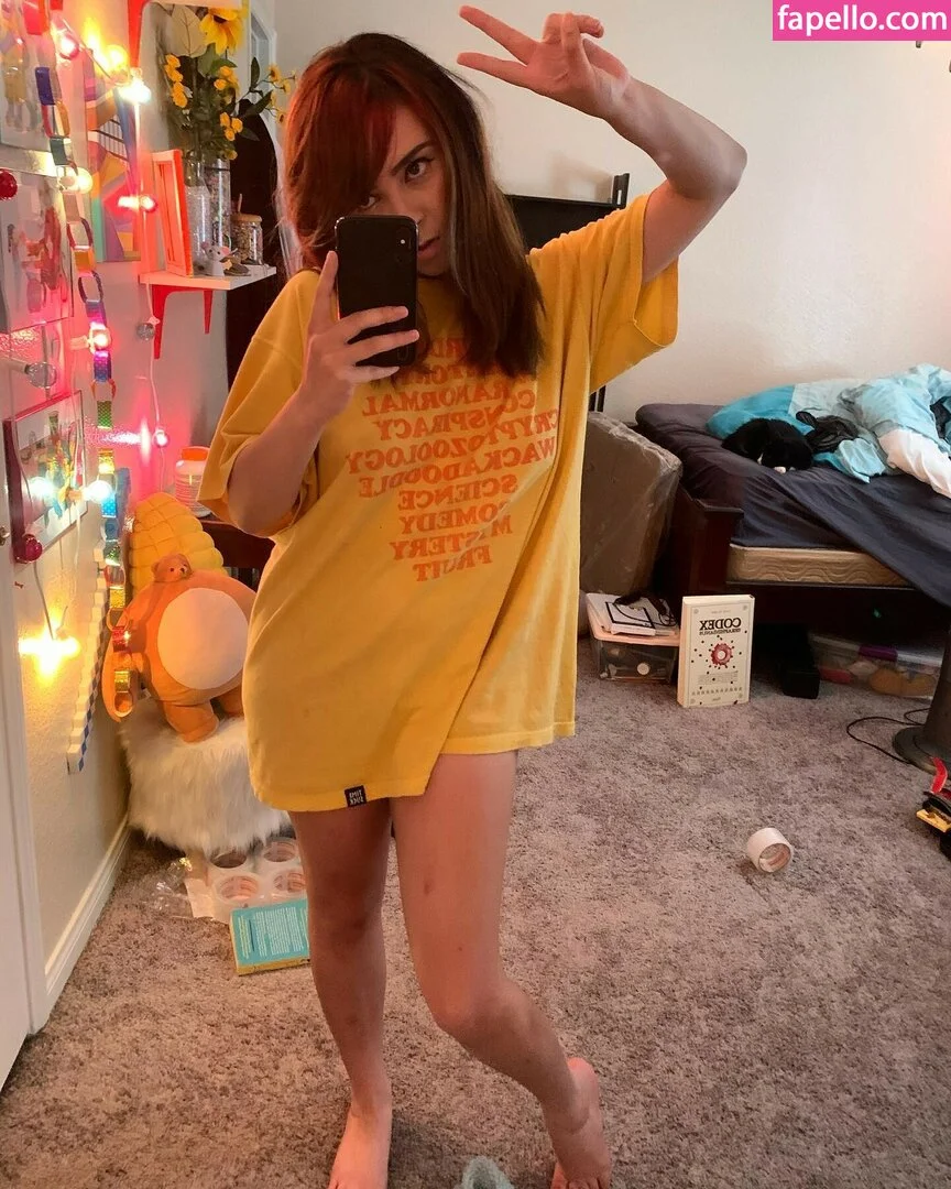 Yellowspoongirl Onlyfans Photo Gallery 