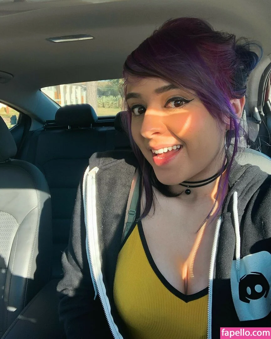 Yellowspoongirl Onlyfans Photo Gallery 