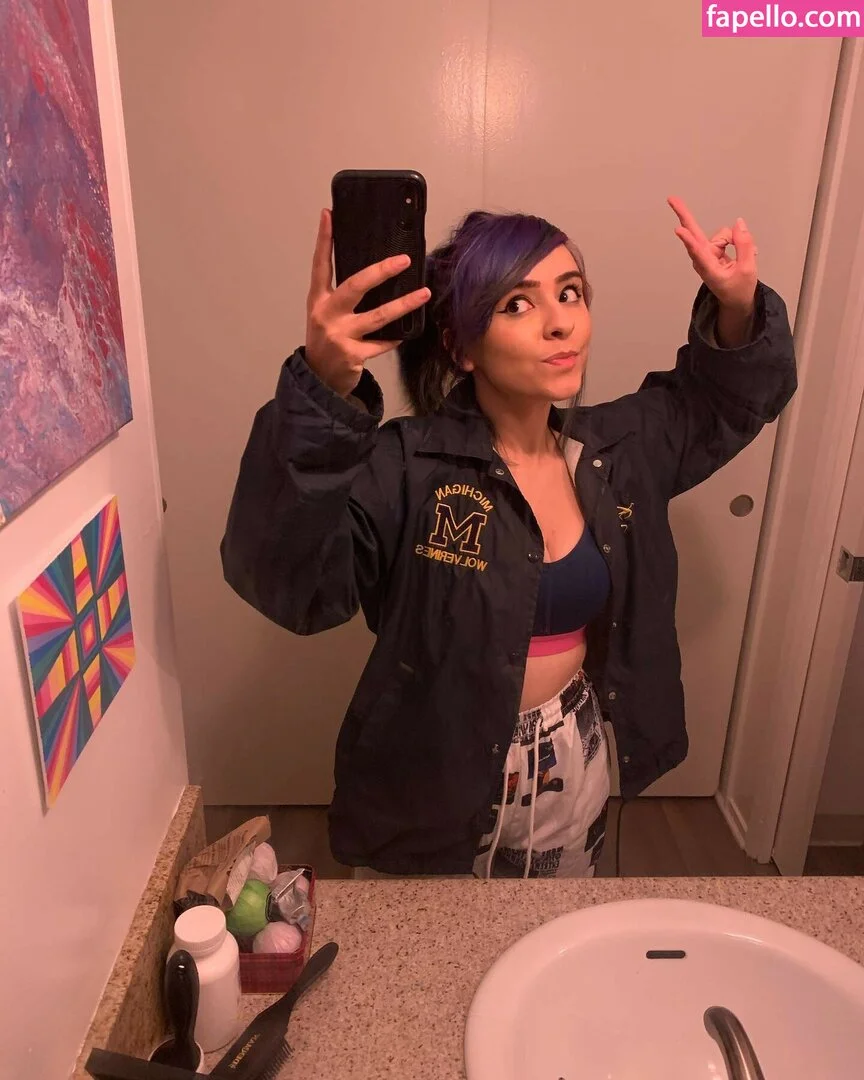 Yellowspoongirl Onlyfans Photo Gallery 