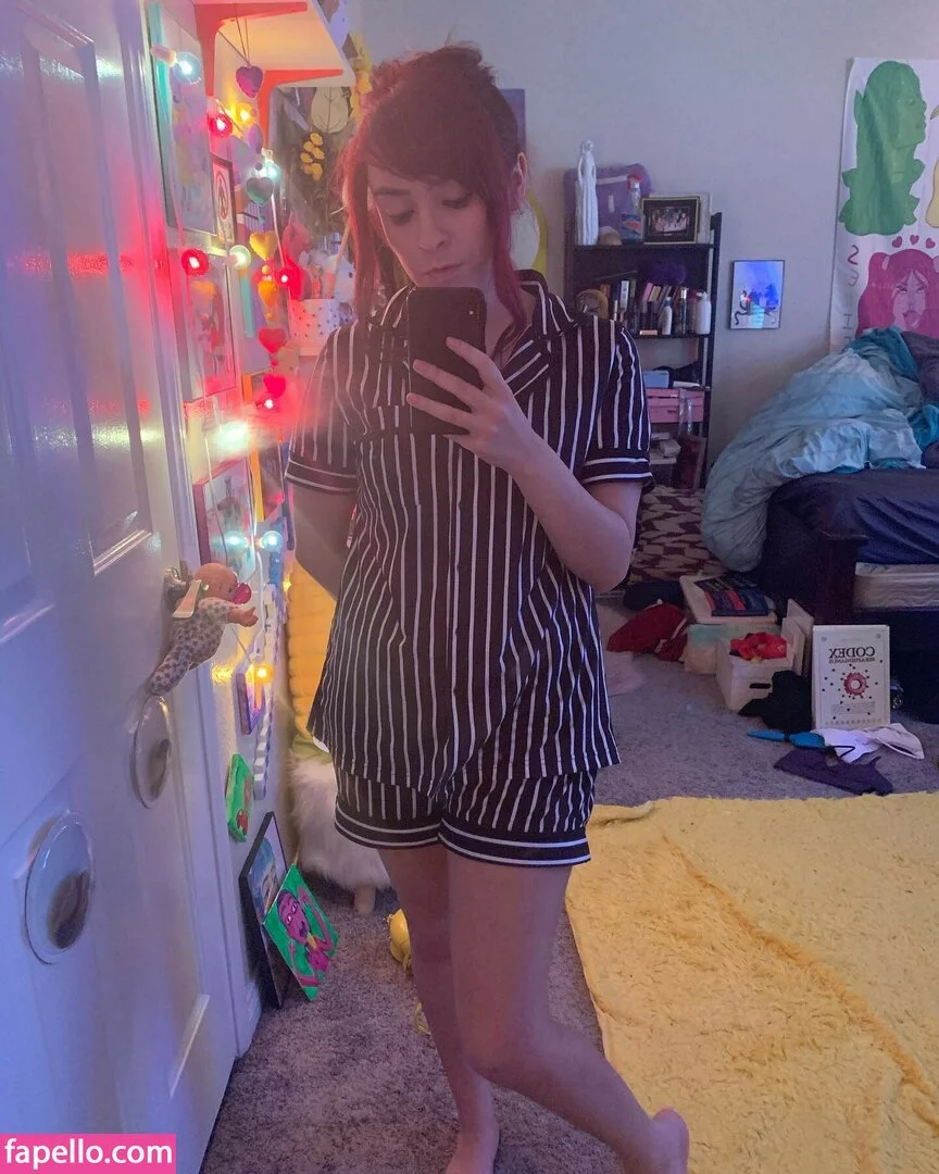 Yellowspoongirl Onlyfans Photo Gallery 