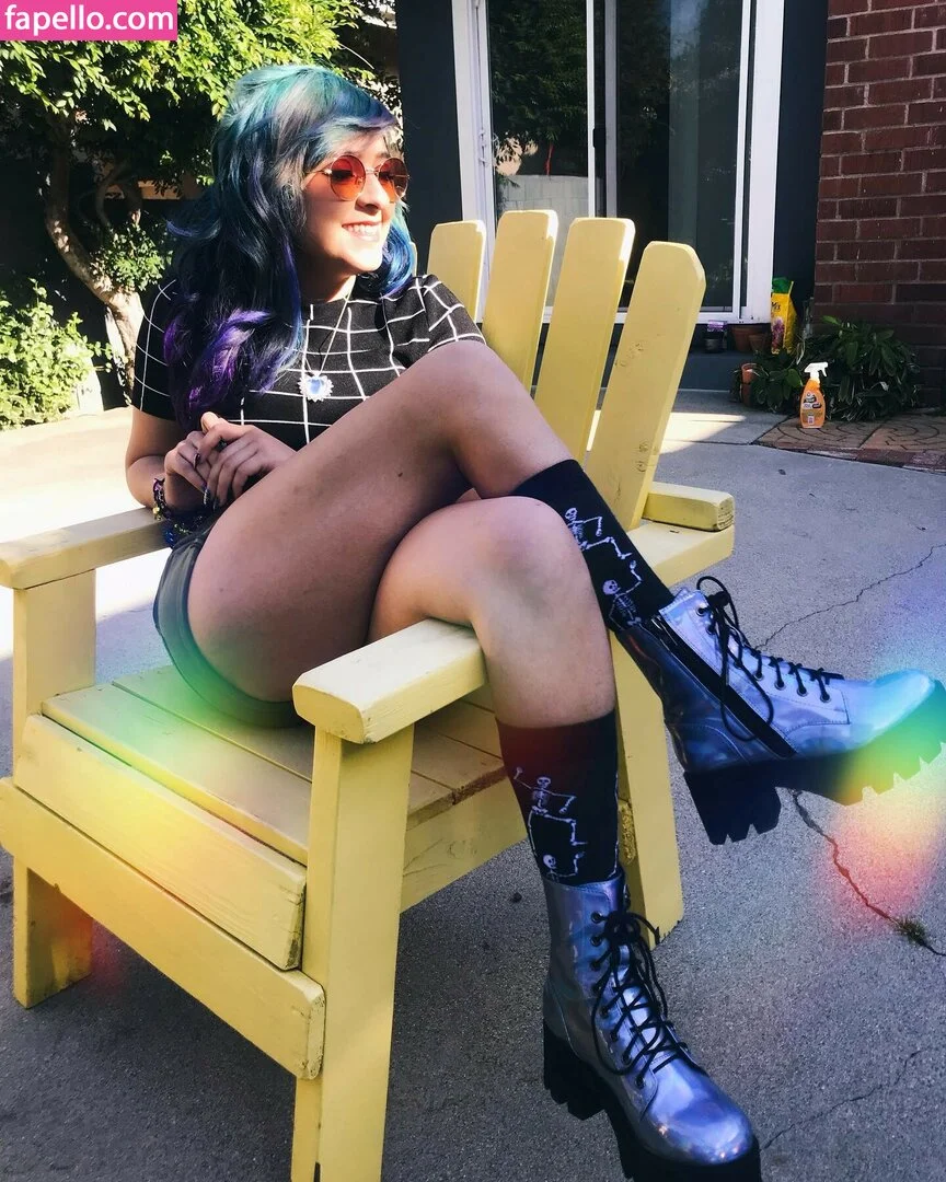 Yellowspoongirl Onlyfans Photo Gallery 