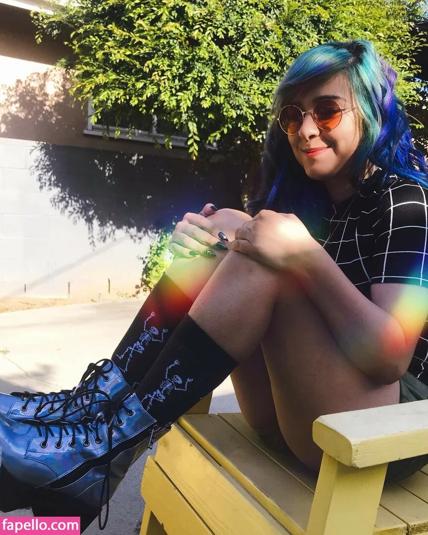 Yellowspoongirl Onlyfans Photo Gallery 