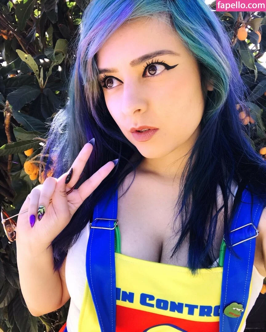 Yellowspoongirl Onlyfans Photo Gallery 