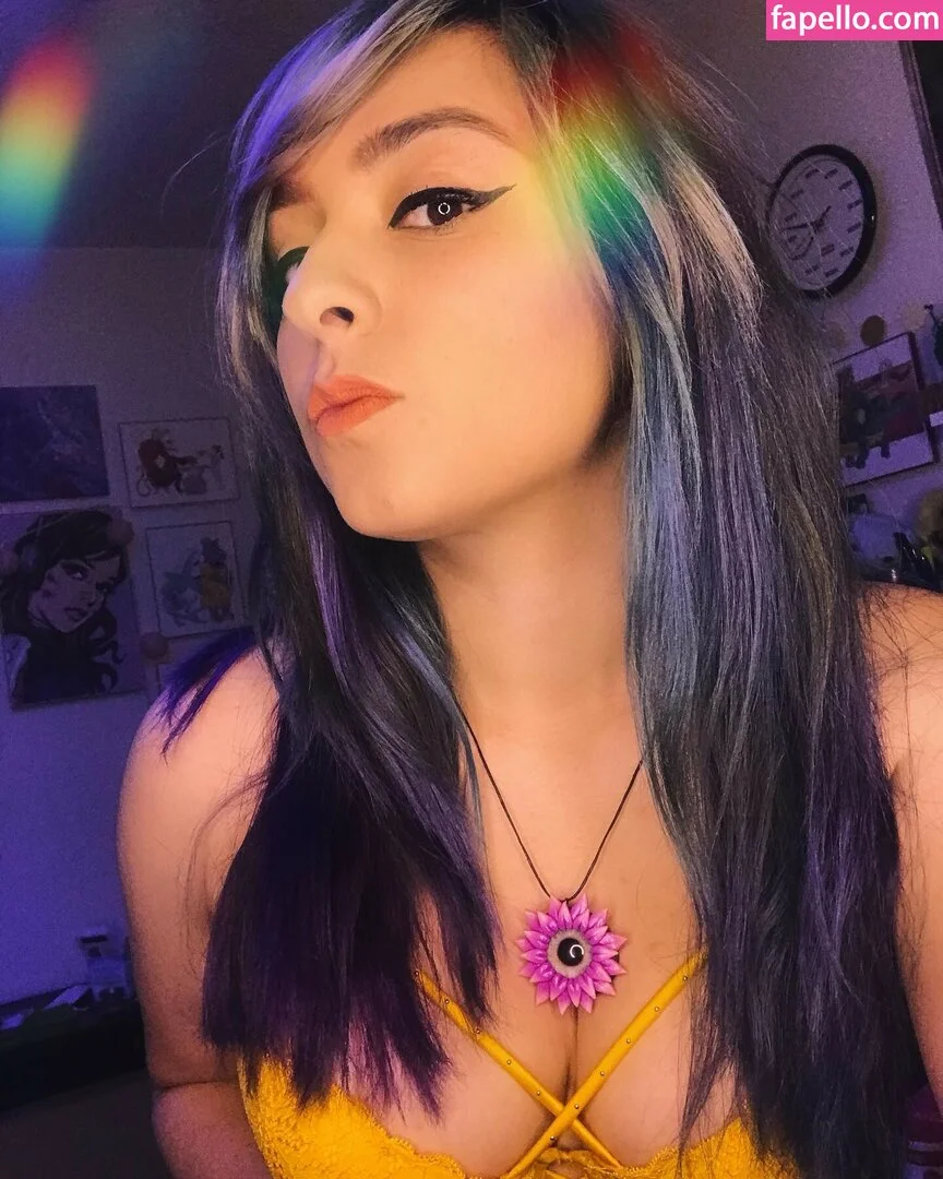 Yellowspoongirl Onlyfans Photo Gallery 