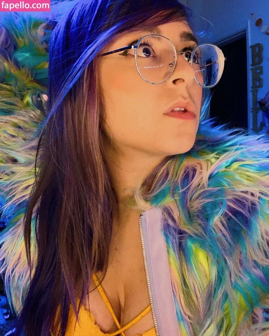 Yellowspoongirl Onlyfans Photo Gallery 