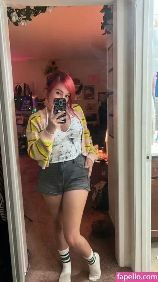 Yellowspoongirl Onlyfans Photo Gallery 