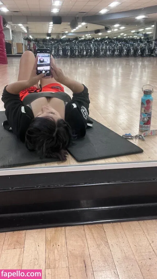 Yellowspoongirl Onlyfans Photo Gallery 