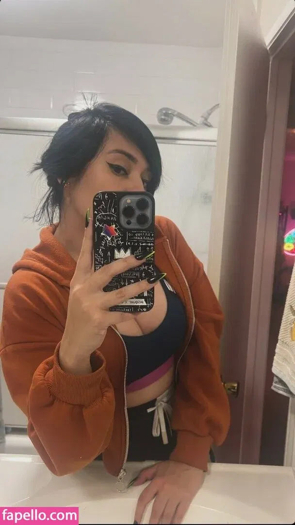 Yellowspoongirl Onlyfans Photo Gallery 