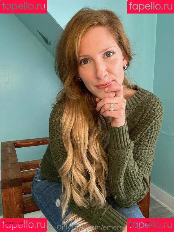 Emerson Bloom Onlyfans Photo Gallery 
