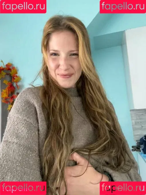 Emerson Bloom Onlyfans Photo Gallery 