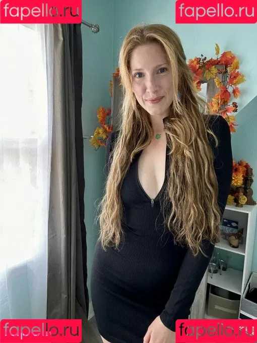 Emerson Bloom Onlyfans Photo Gallery 