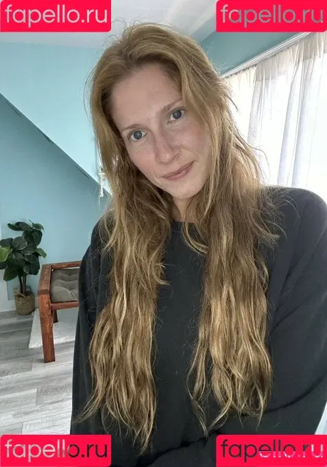 Emerson Bloom Onlyfans Photo Gallery 